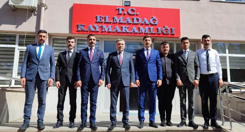 Ülkü Ocakları Ankara İl Başkan Yardımcısı Sn. Aslan Yılmaz, Kaymakamımız Sn. Alper Tanrısever'i makamında ziyaret ettiler.
