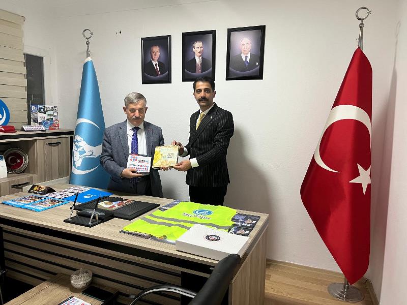 İlçe Kaymakamımız Sayın Cemal Hüsnü Çaykara, Ülkü Ocakları Elmadağ İlçe Başkanı Fatih Arı’ya iadeyi ziyarette bulundu.